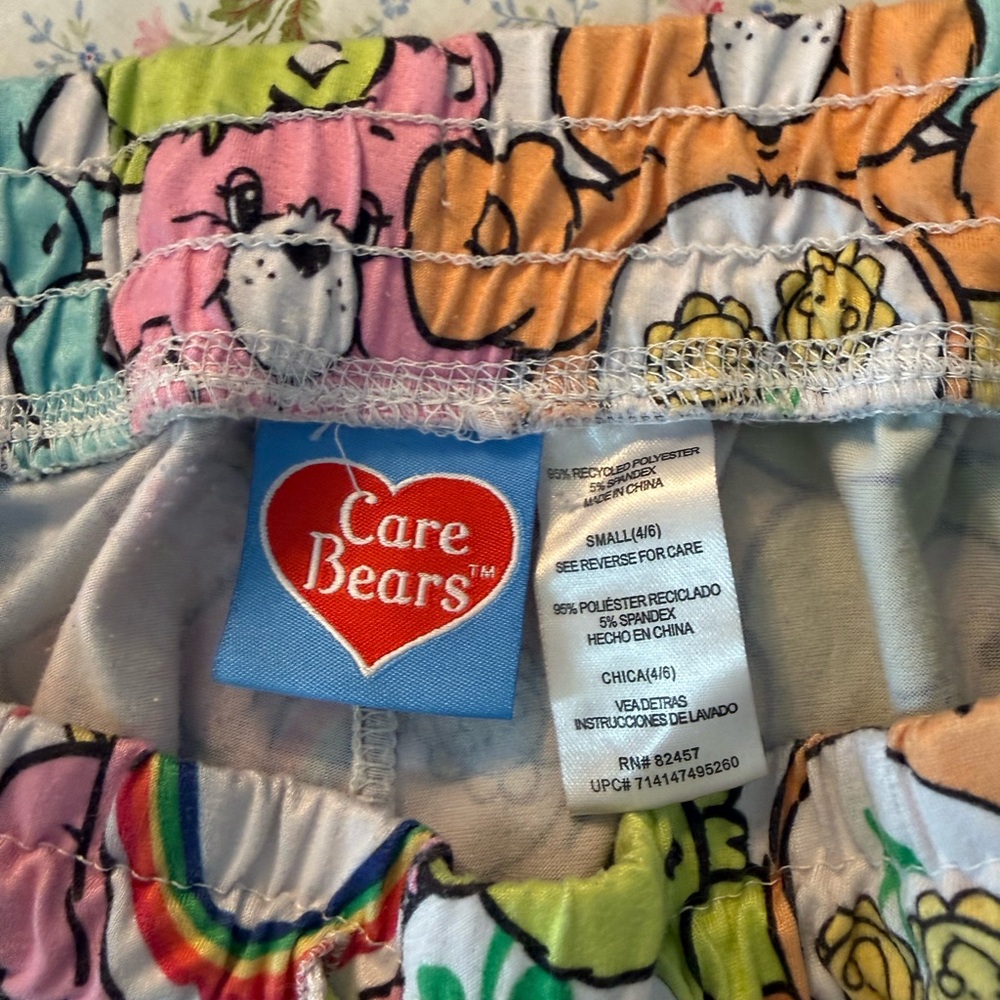 Colorful Bear Print pajamas - Picture 4 of 4
